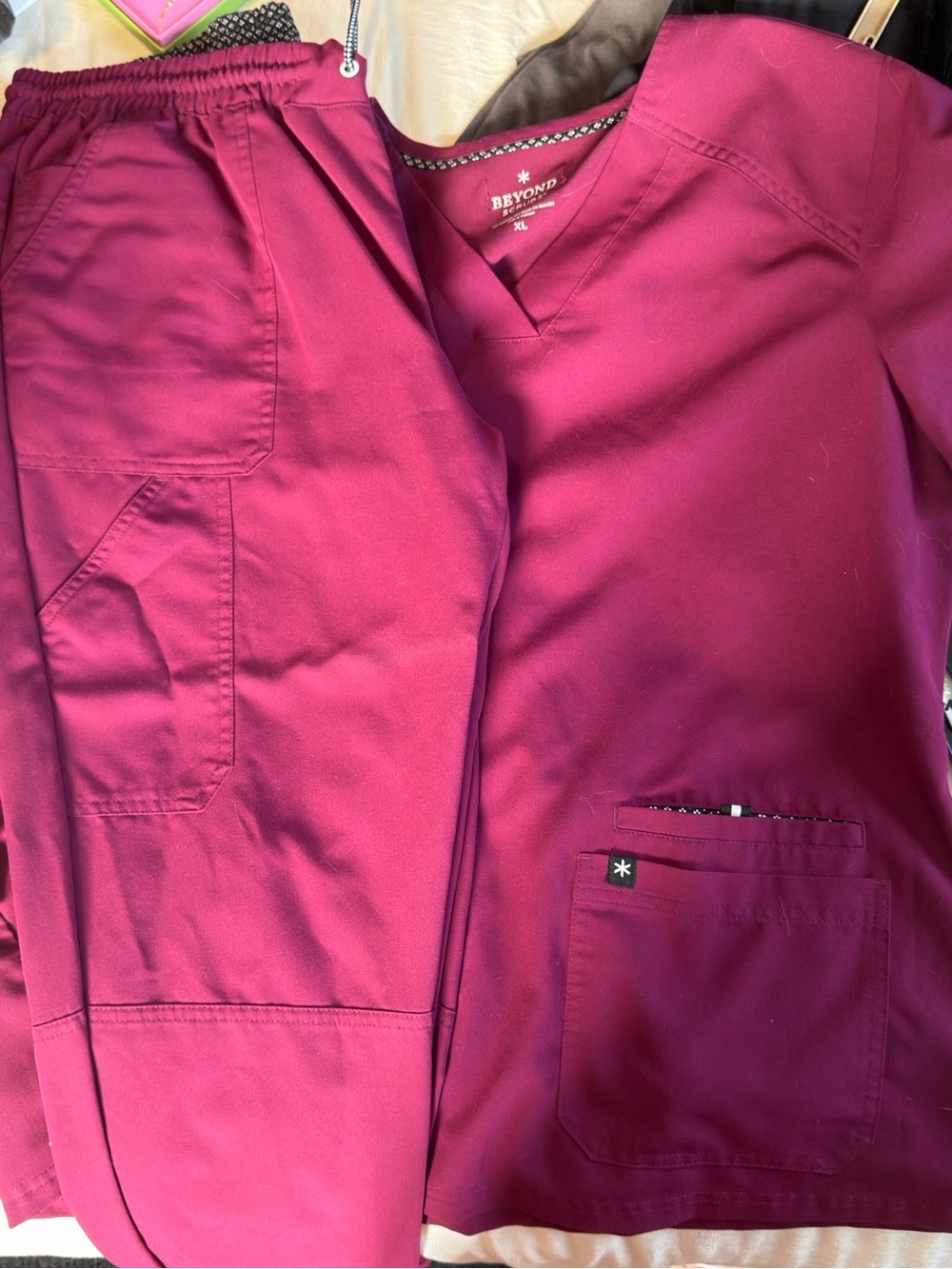 Beyond Scrubs Women's V-Neck Top & Elastic-Waist Pants in burgundy